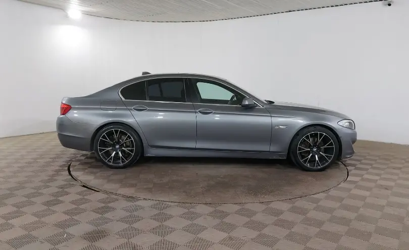 BMW 5 серии 2013 года за 9 990 000 тг. в Шымкент фото 4
