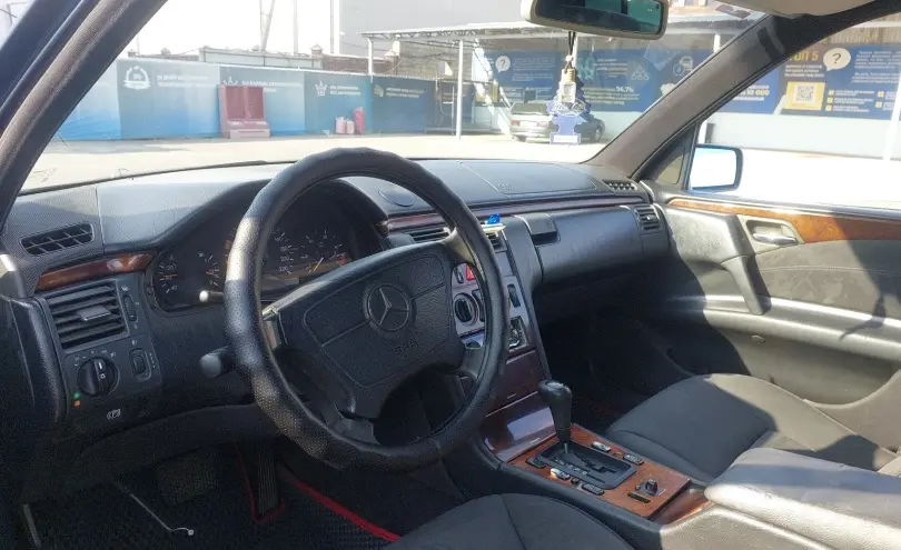 Mercedes-Benz E-Класс 1996 года за 1 190 000 тг. в Шымкент фото 5