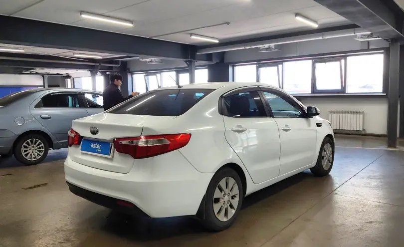 Kia Rio 2014 года за 3 990 000 тг. в Астана фото 3