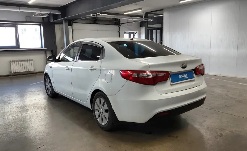 Kia Rio 2014 года за 3 990 000 тг. в Астана фото 4