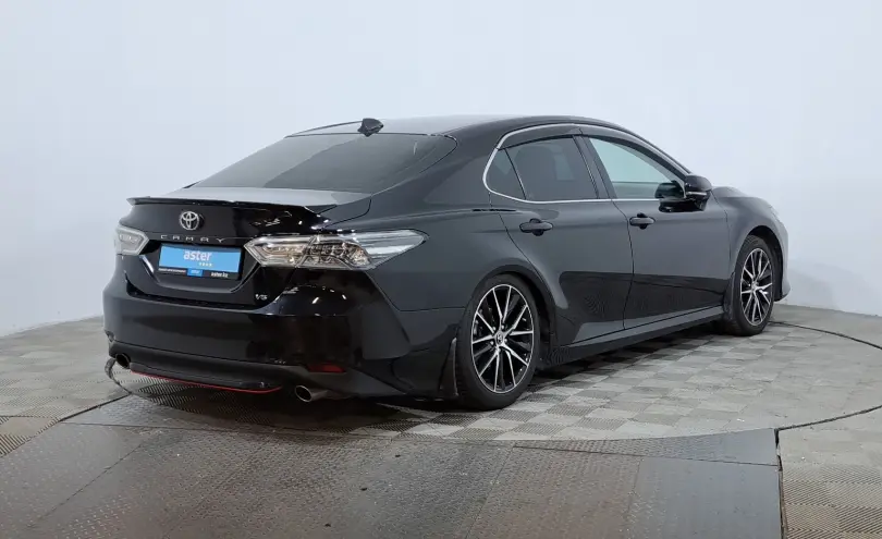 Toyota Camry 2021 года за 10 990 000 тг. в Астана фото 5