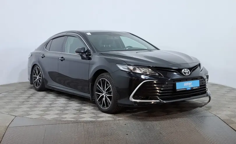 Toyota Camry 2021 года за 10 990 000 тг. в Астана фото 3