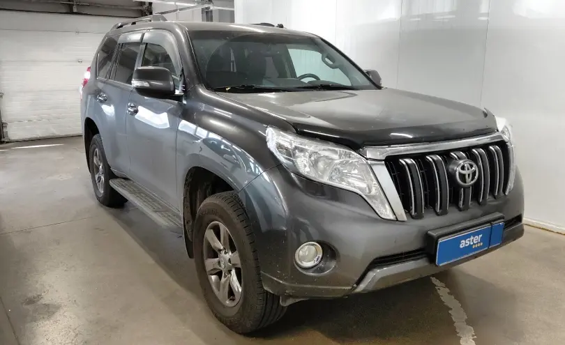 Toyota Land Cruiser Prado 2014 года за 16 990 000 тг. в Астана фото 2