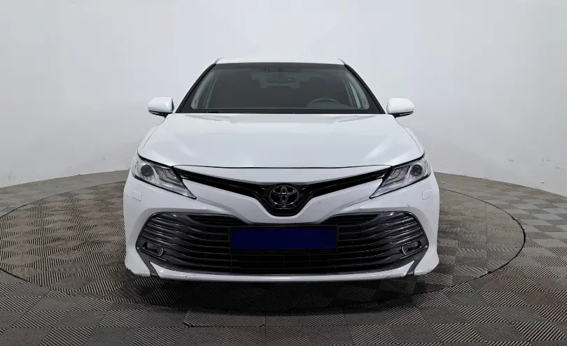 Toyota Camry 2019 года за 12 800 000 тг. в Астана фото 2