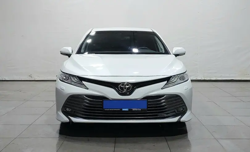 Toyota Camry 2019 года за 12 800 000 тг. в Астана фото 2