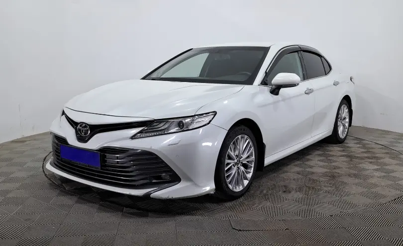 Toyota Camry 2019 года за 12 800 000 тг. в Астана фото 1