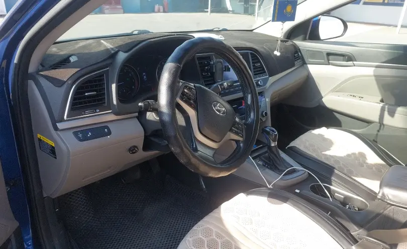 Hyundai Elantra 2018 года за 5 490 000 тг. в Шымкент фото 5