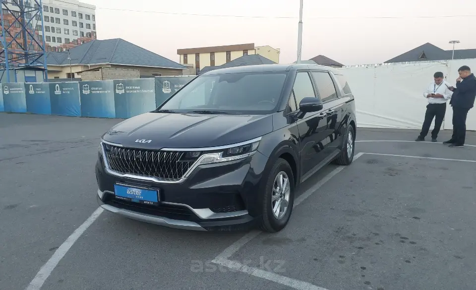 Kia Carnival 2021 года за 13 990 000 тг. в Шымкент