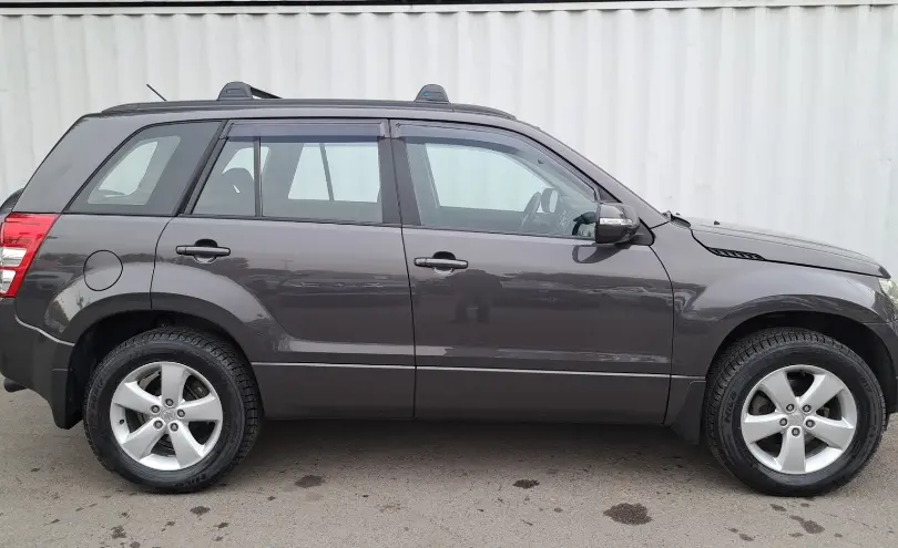 Suzuki Grand Vitara 2011 года за 5 990 000 тг. в Алматы фото 4