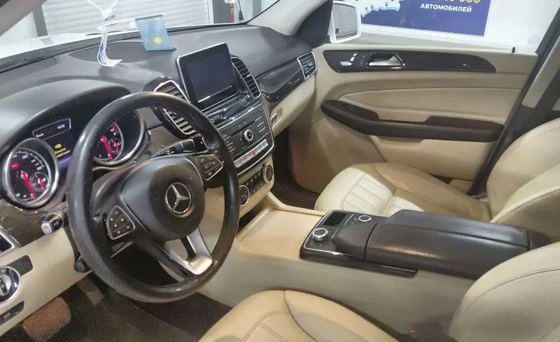 Mercedes-Benz GLE 2017 года за 11 890 000 тг. в Астана фото 5