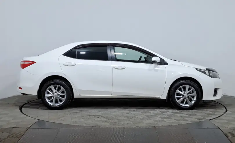 Toyota Corolla 2014 года за 6 490 000 тг. в Астана фото 4