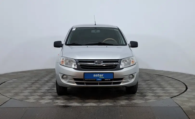 LADA (ВАЗ) Granta 2014 года за 2 790 000 тг. в Астана фото 2