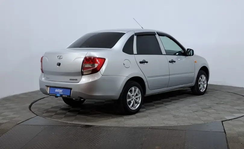 LADA (ВАЗ) Granta 2014 года за 2 790 000 тг. в Астана фото 5