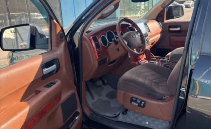 Toyota Sequoia 2010 года за 14 990 000 тг. в Алматы фото 5