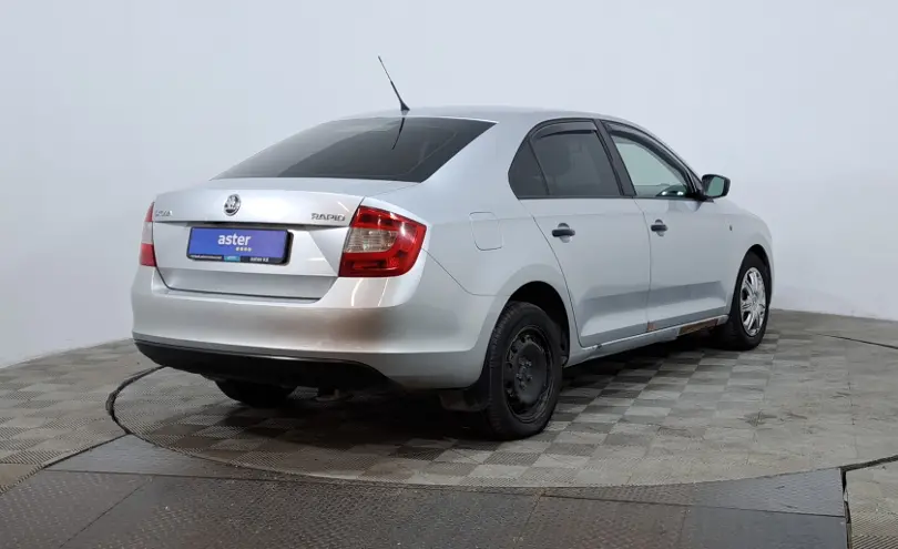 Skoda Rapid 2013 года за 2 990 000 тг. в Астана фото 5