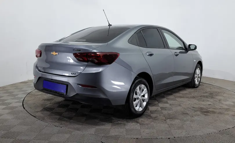 Chevrolet Onix 2023 года за 5 990 000 тг. в Астана фото 5