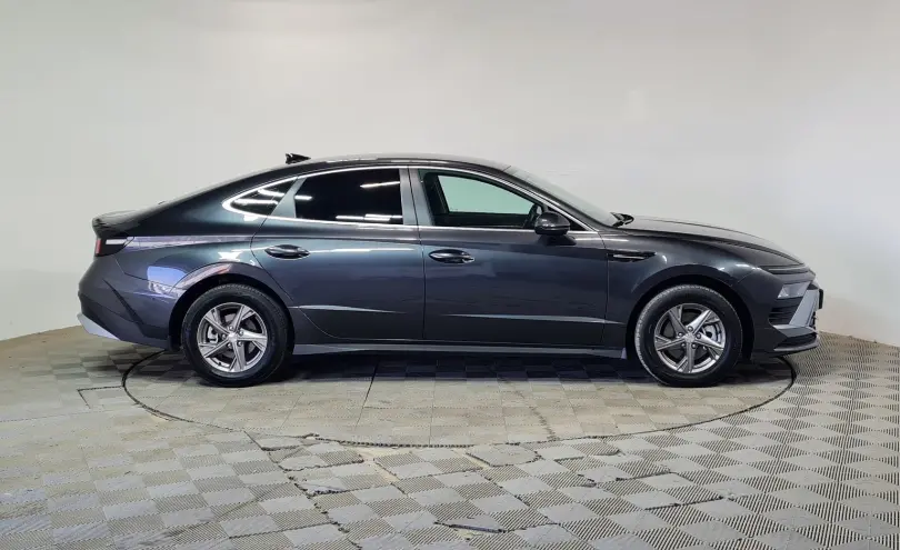 Hyundai Sonata 2024 года за 12 850 000 тг. в Алматы фото 4