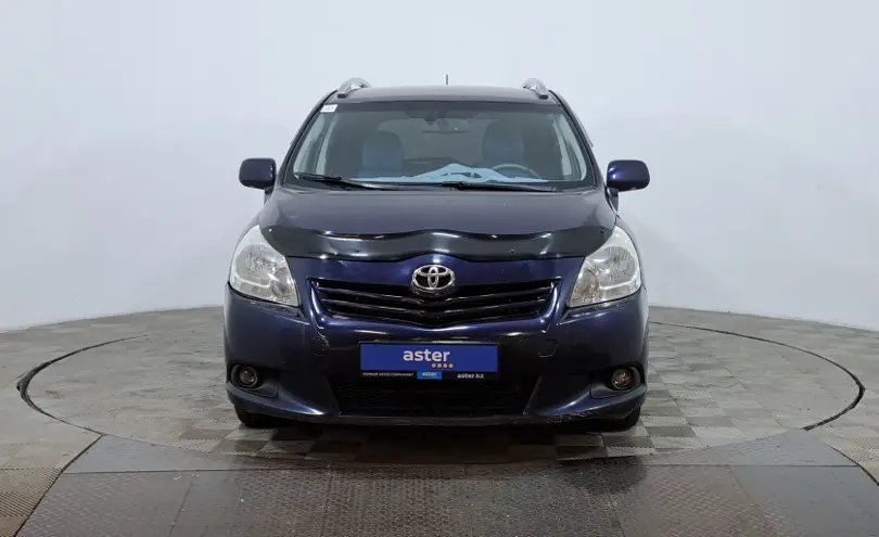 Toyota Verso 2009 года за 4 990 000 тг. в Астана фото 2