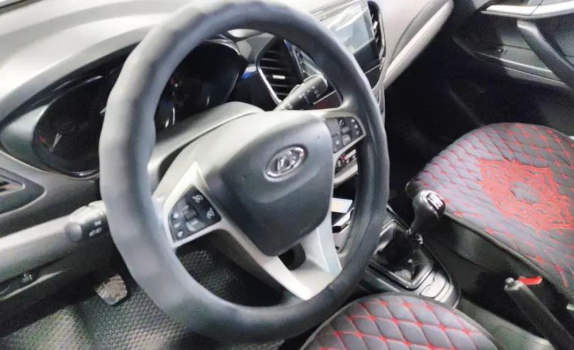 LADA (ВАЗ) Vesta 2019 года за 4 300 000 тг. в Астана фото 5