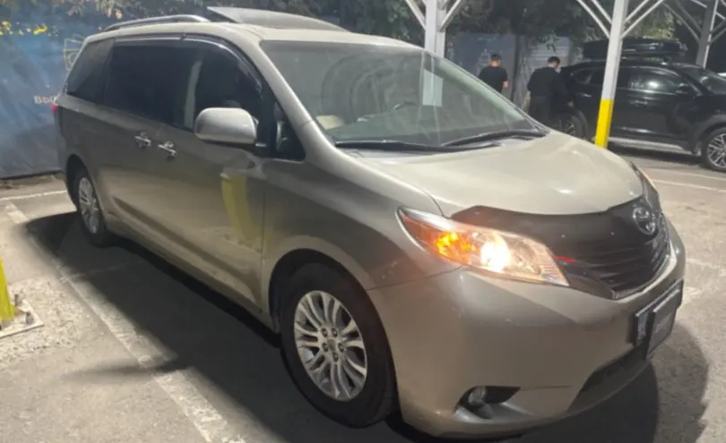 Toyota Sienna 2016 года за 16 900 000 тг. в Алматы фото 2