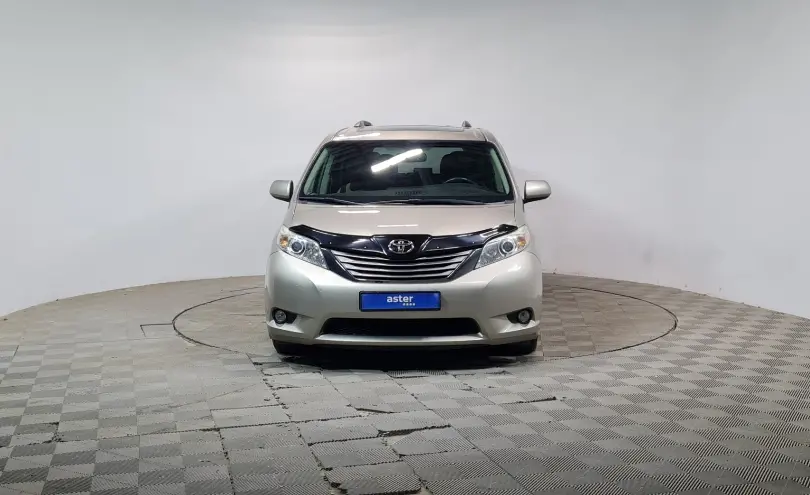 Toyota Sienna 2016 года за 16 900 000 тг. в Алматы фото 2