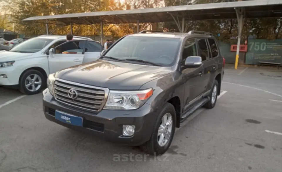 Toyota Land Cruiser 2014 года за 21 790 000 тг. в Алматы