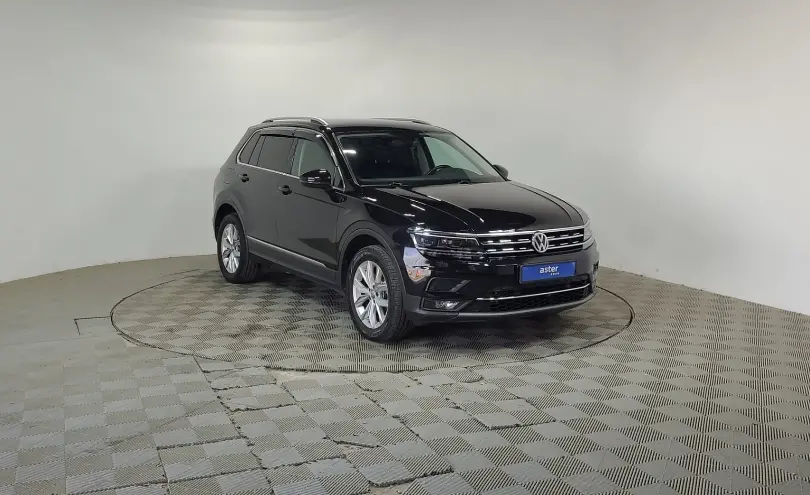 Volkswagen Tiguan 2018 года за 10 190 000 тг. в Алматы фото 3