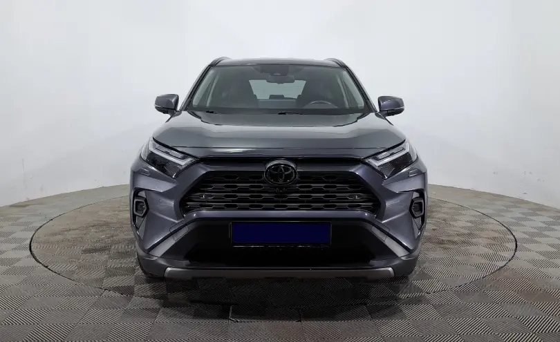 Toyota RAV4 2023 года за 17 490 000 тг. в Астана фото 2
