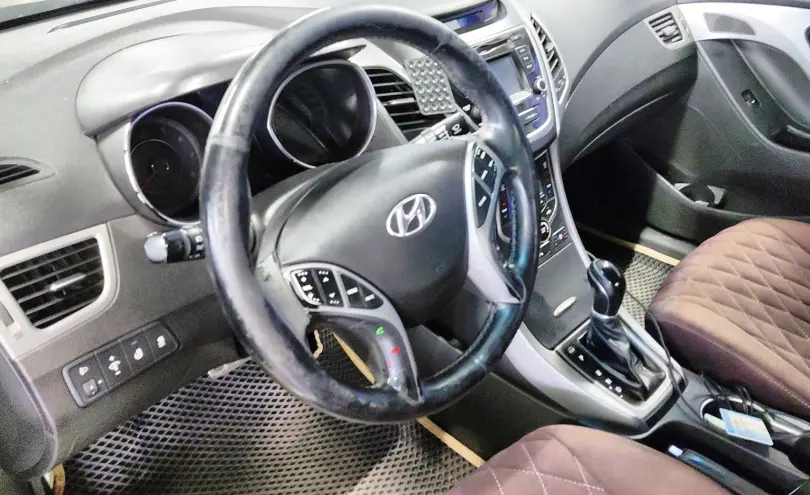 Hyundai Elantra 2015 года за 5 200 000 тг. в Астана фото 5