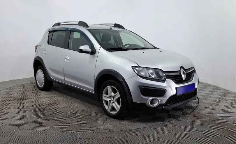 Renault Sandero 2016 года за 2 890 000 тг. в Астана фото 3