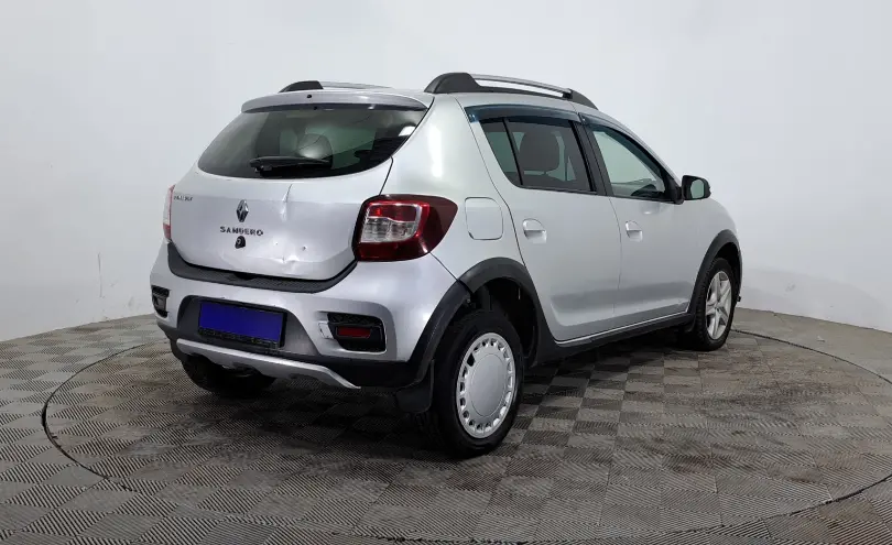 Renault Sandero 2016 года за 2 890 000 тг. в Астана фото 5