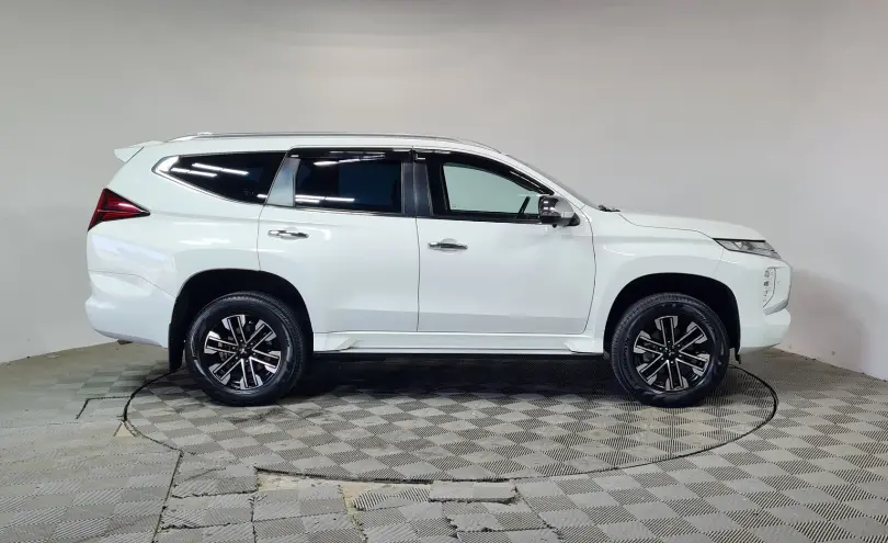 Mitsubishi Montero Sport 2022 года за 16 990 000 тг. в Алматы фото 4