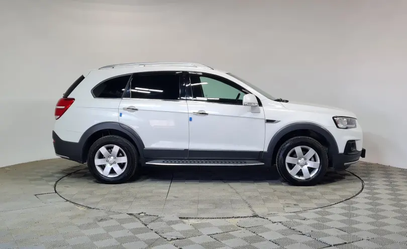 Chevrolet Captiva 2018 года за 8 700 000 тг. в Алматы фото 4