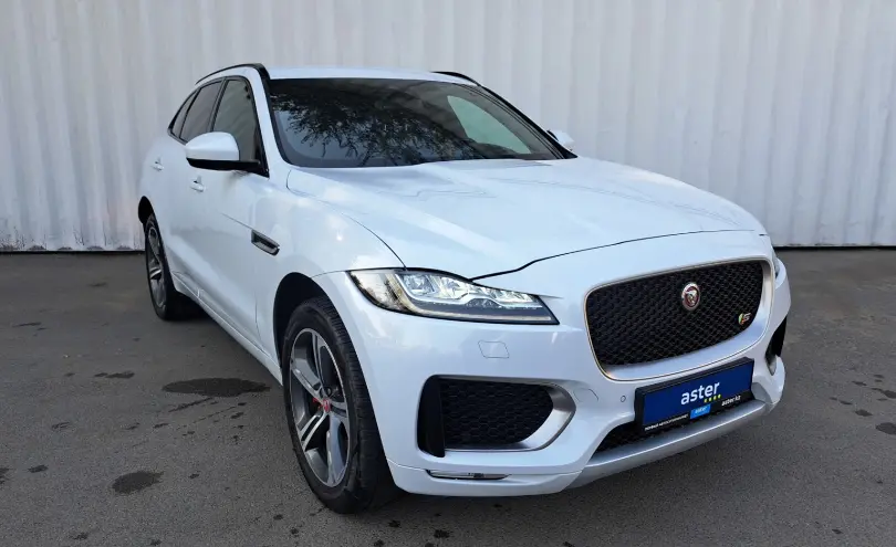 Jaguar F-Pace 2018 года за 13 990 000 тг. в Алматы фото 3