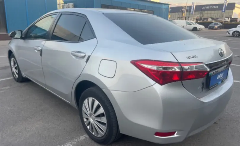 Toyota Corolla 2015 года за 6 990 000 тг. в Алматы фото 4