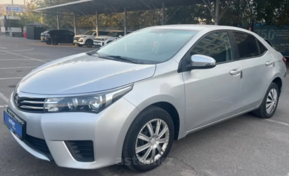 Toyota Corolla 2015 года за 6 990 000 тг. в Алматы