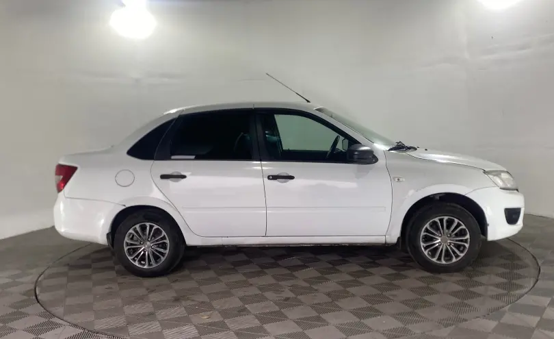 LADA (ВАЗ) Granta 2017 года за 2 790 000 тг. в Павлодар фото 3