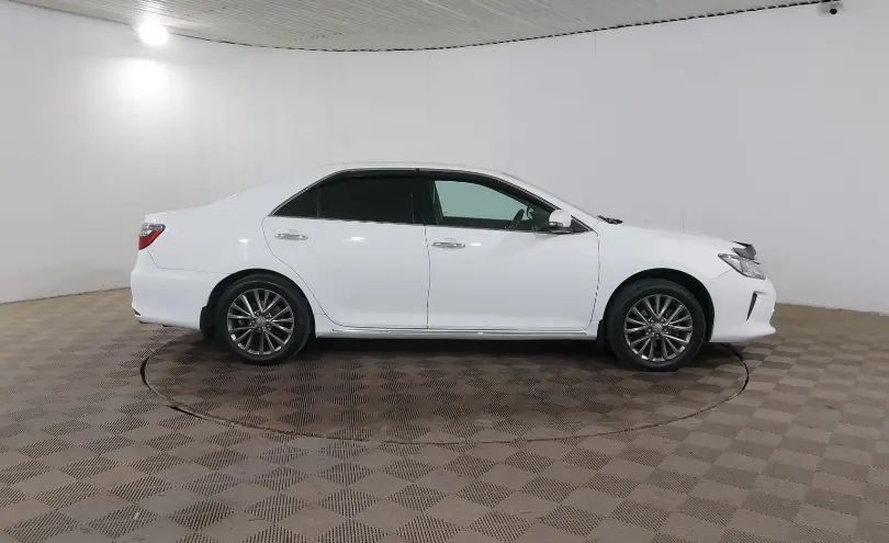 Toyota Camry 2012 года за 6 990 000 тг. в Шымкент фото 4