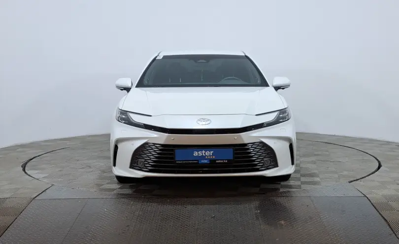 Toyota Camry 2025 года за 20 530 000 тг. в Астана фото 2