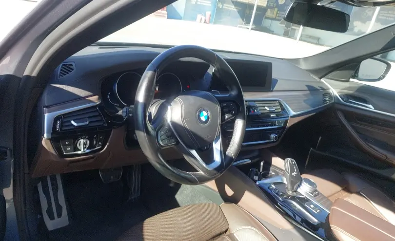 BMW 5 серии 2017 года за 15 190 000 тг. в Шымкент фото 5