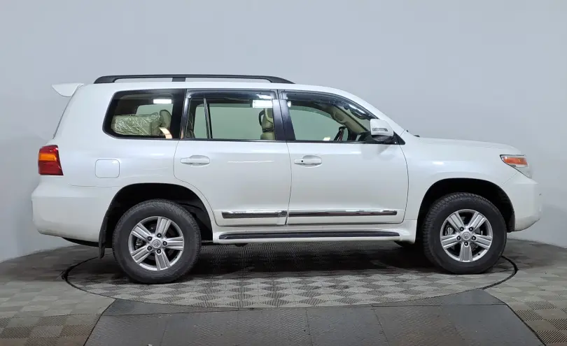 Toyota Land Cruiser 2012 года за 22 050 000 тг. в Астана фото 4