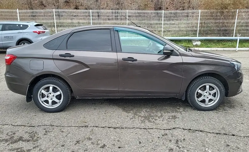 LADA (ВАЗ) Vesta 2019 года за 3 890 000 тг. в Усть-Каменогорск фото 4