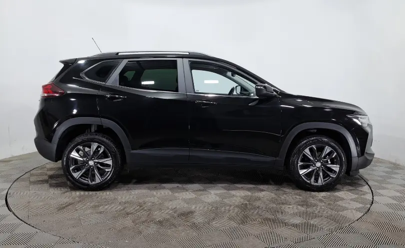 Chevrolet Tracker 2023 года за 6 990 000 тг. в Астана фото 4