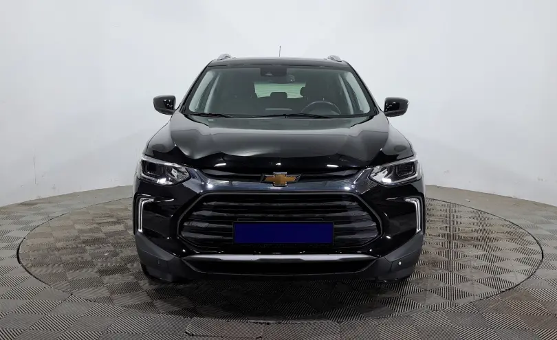 Chevrolet Tracker 2023 года за 6 990 000 тг. в Астана фото 2
