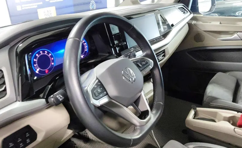 Volkswagen Multivan 2022 года за 37 000 000 тг. в Астана фото 5