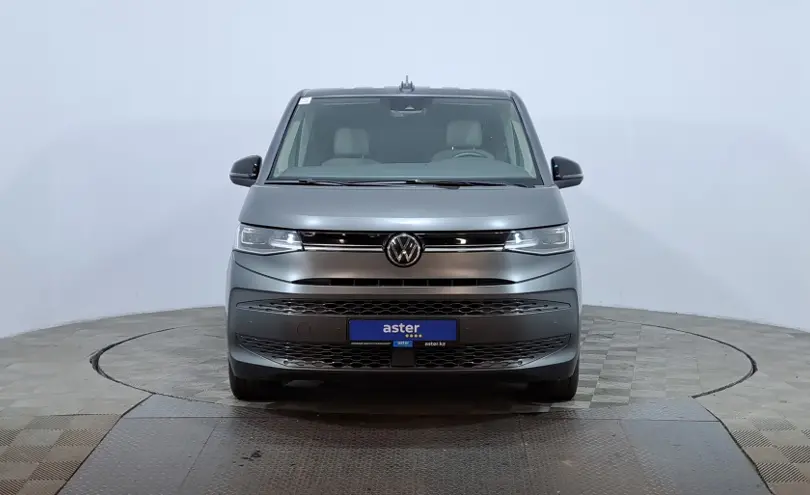 Volkswagen Multivan 2022 года за 37 000 000 тг. в Астана фото 2
