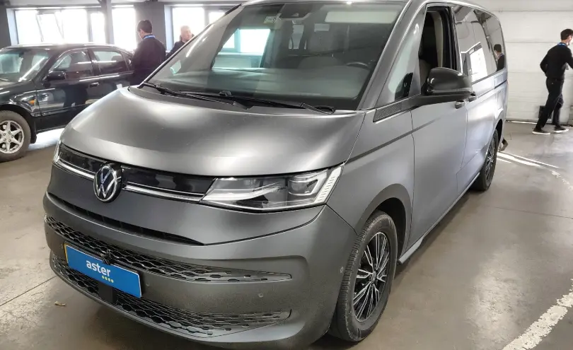 Volkswagen Multivan 2022 года за 37 000 000 тг. в Астана фото 1