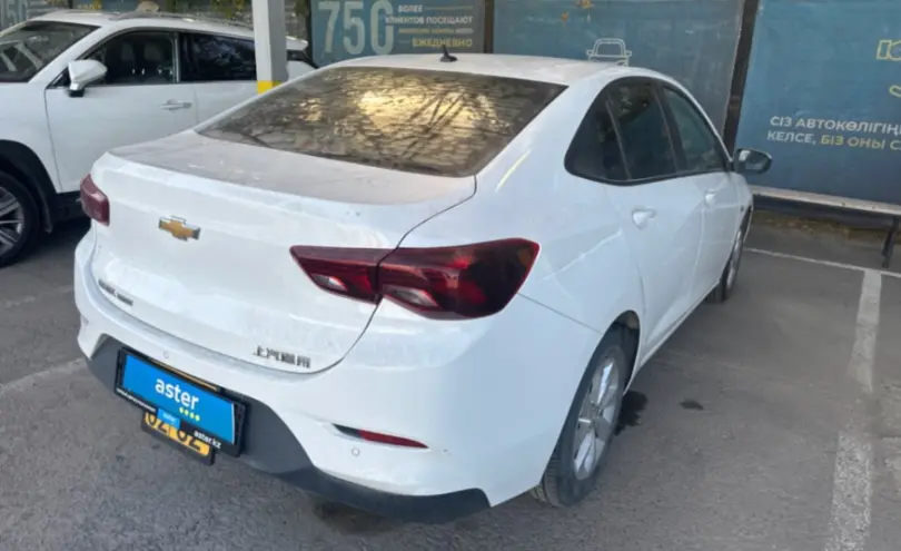 Chevrolet Onix 2021 года за 4 990 000 тг. в Алматы фото 3