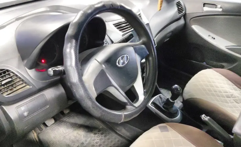 Hyundai Accent 2011 года за 2 590 000 тг. в Астана фото 5