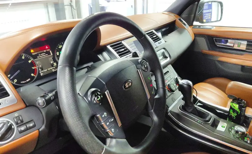 Land Rover Range Rover Sport 2010 года за 8 290 000 тг. в Астана фото 5
